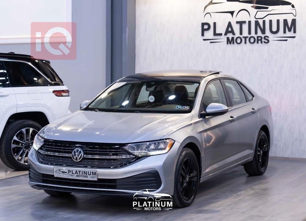 https://cdn.iqcars.io696f06f5-bbbc-4f5a-8779-9817d1243f8f_1.jpg